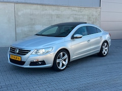 Volkswagen Passat CC - 1.8 TSI 4p. PANORAMA+XENON+GROOT NAVI+CAMERA+LEDER+CRUISE+PDC+TREKHAAK
