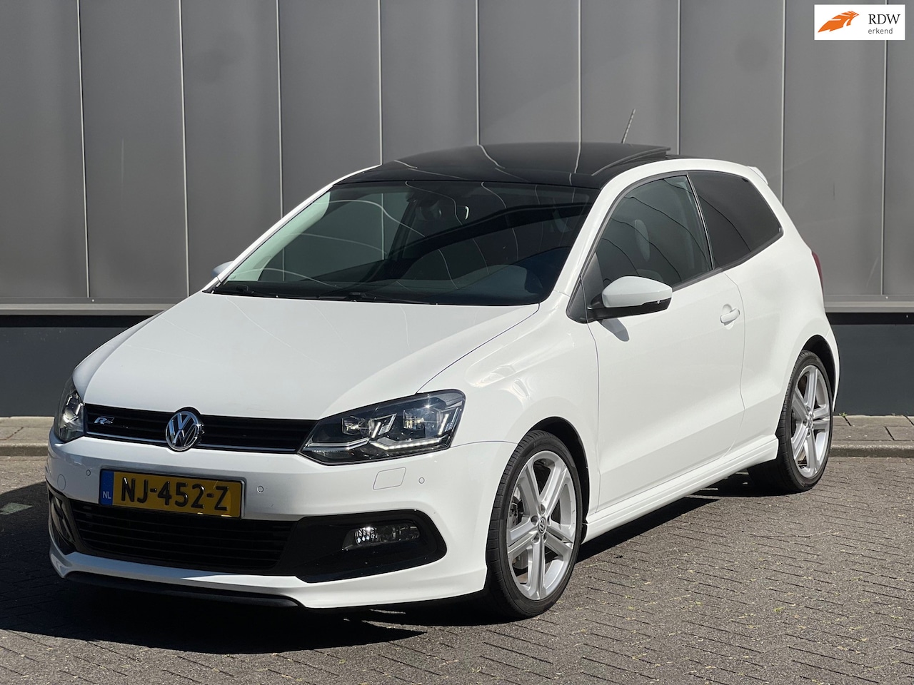 Volkswagen Polo - 1.2 TSI Highline Automaat Camera Pano - AutoWereld.nl