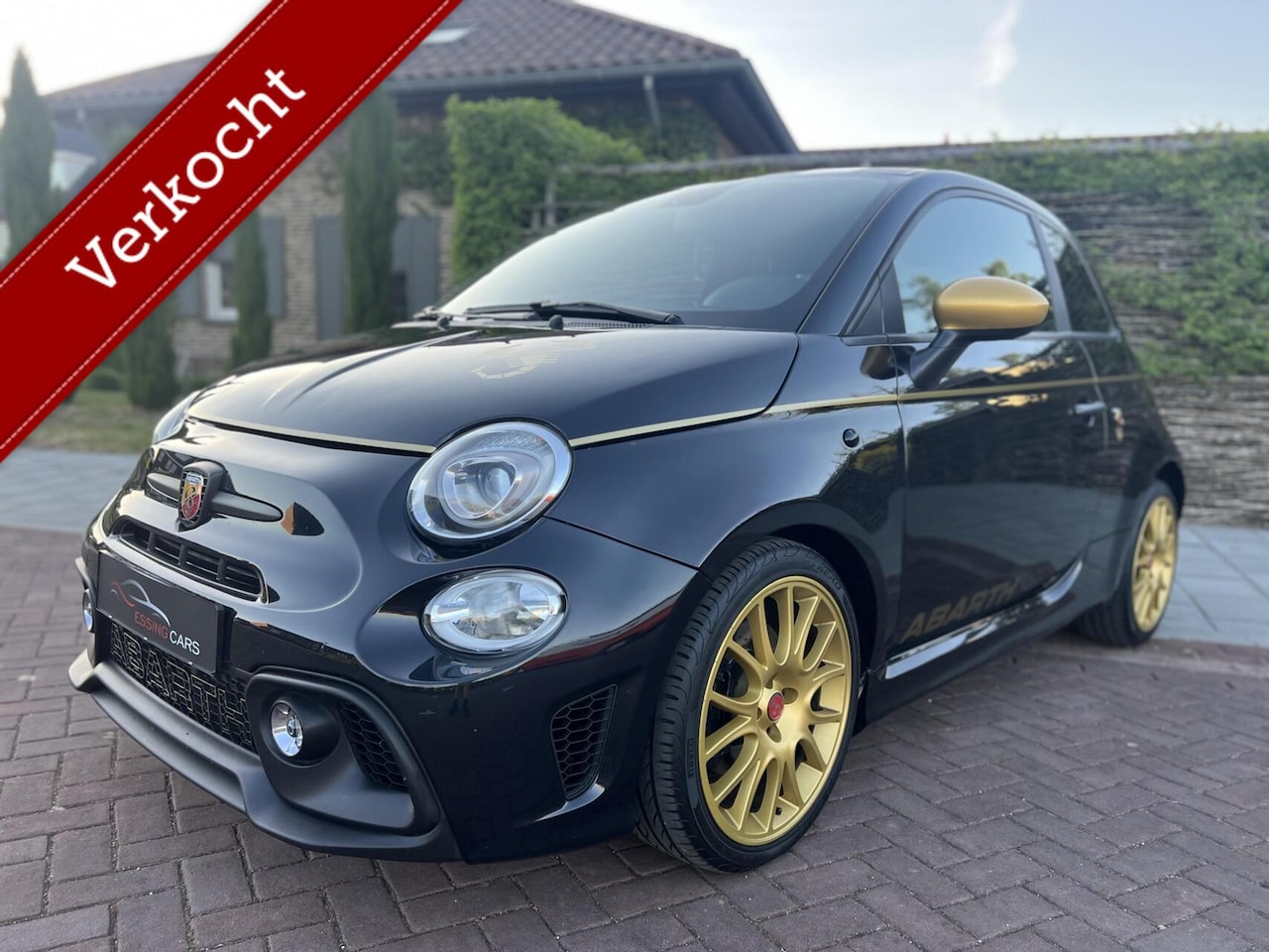 Fiat 500 Abarth - scorpioneoro Turismo 70th Anniversary 1/2000 - AutoWereld.nl