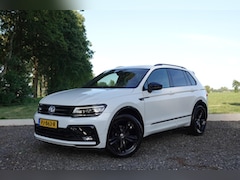 Volkswagen Tiguan - 1.4 TSI 4Motion R-line PANO TREKHAAK