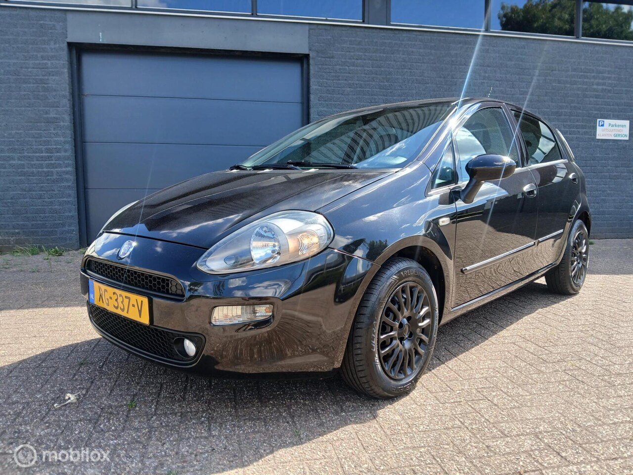 Fiat Punto Evo - 1.4 145.000Km/Automaat/Apk 02-'27 - AutoWereld.nl