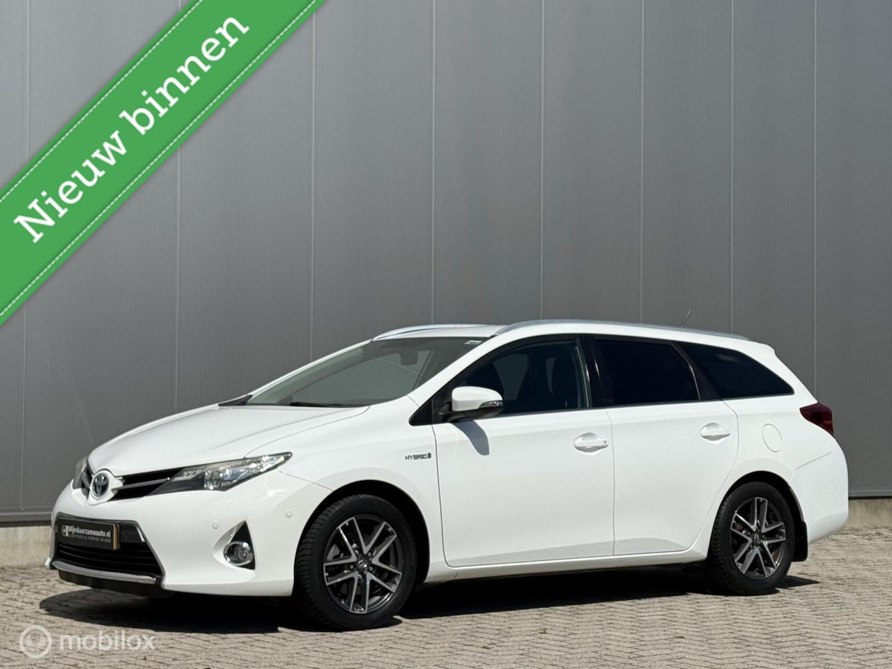 Toyota Auris - 1.8 Hybrid Aut. Station, Led, Camera, stoelvv - AutoWereld.nl