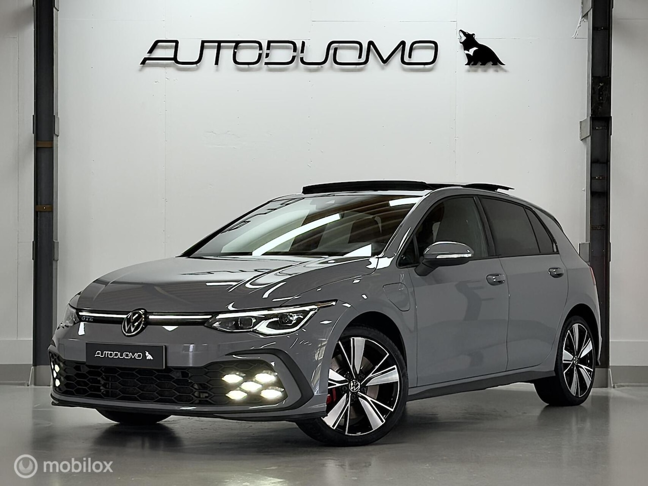 Volkswagen Golf - 1.4 eHybrid GTE | Pano | Cam | IQ | Mistlampen | 18" | Apple- & Android Carplay | Stoel- & - AutoWereld.nl
