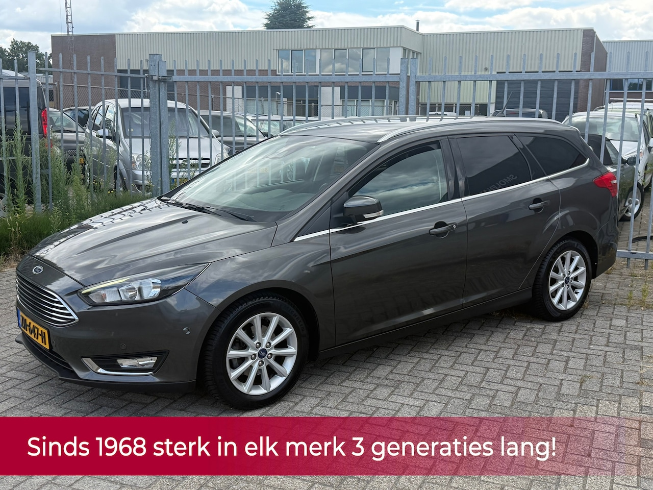 Ford Focus Wagon - 1.0 Titanium D-riem nieuw! Navi l Cruise l Stoel&stuurverwarming l Keyless l Parkeerhulp l - AutoWereld.nl