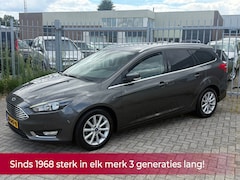 Ford Focus Wagon - 1.0 Titanium D-riem nieuw Navi l Cruise l Stoel&stuurverwarming l Keyless l Parkeerhulp l