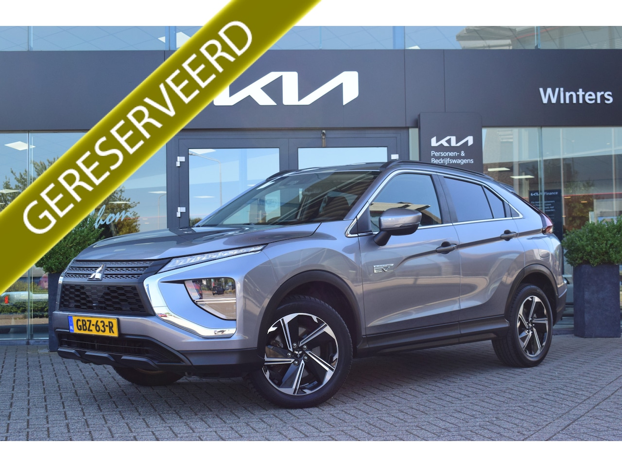 Mitsubishi Eclipse Cross - 2.4 PHEV Intense | Camera | Climate | Stoelverwarming | Navigatie | 8jr.Fabr.Garantie - AutoWereld.nl