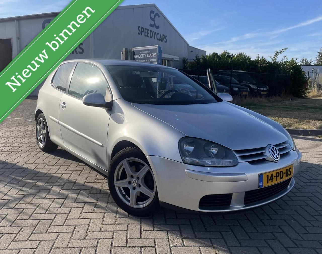 Volkswagen Golf - 1.6 FSI Comfortline Automaat Airco Cruise - AutoWereld.nl