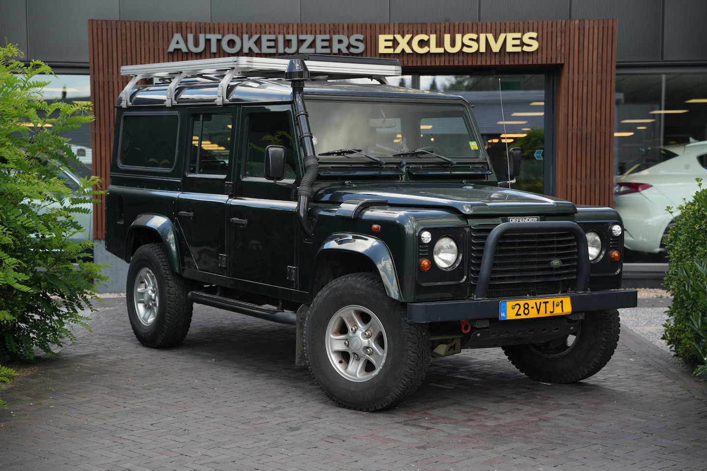 Land Rover Defender 110 - 2.5 Td5 SW 110" E - AutoWereld.nl