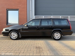 Volvo V70 - 2.4 Comfort Europa - leder - apk 10-2026