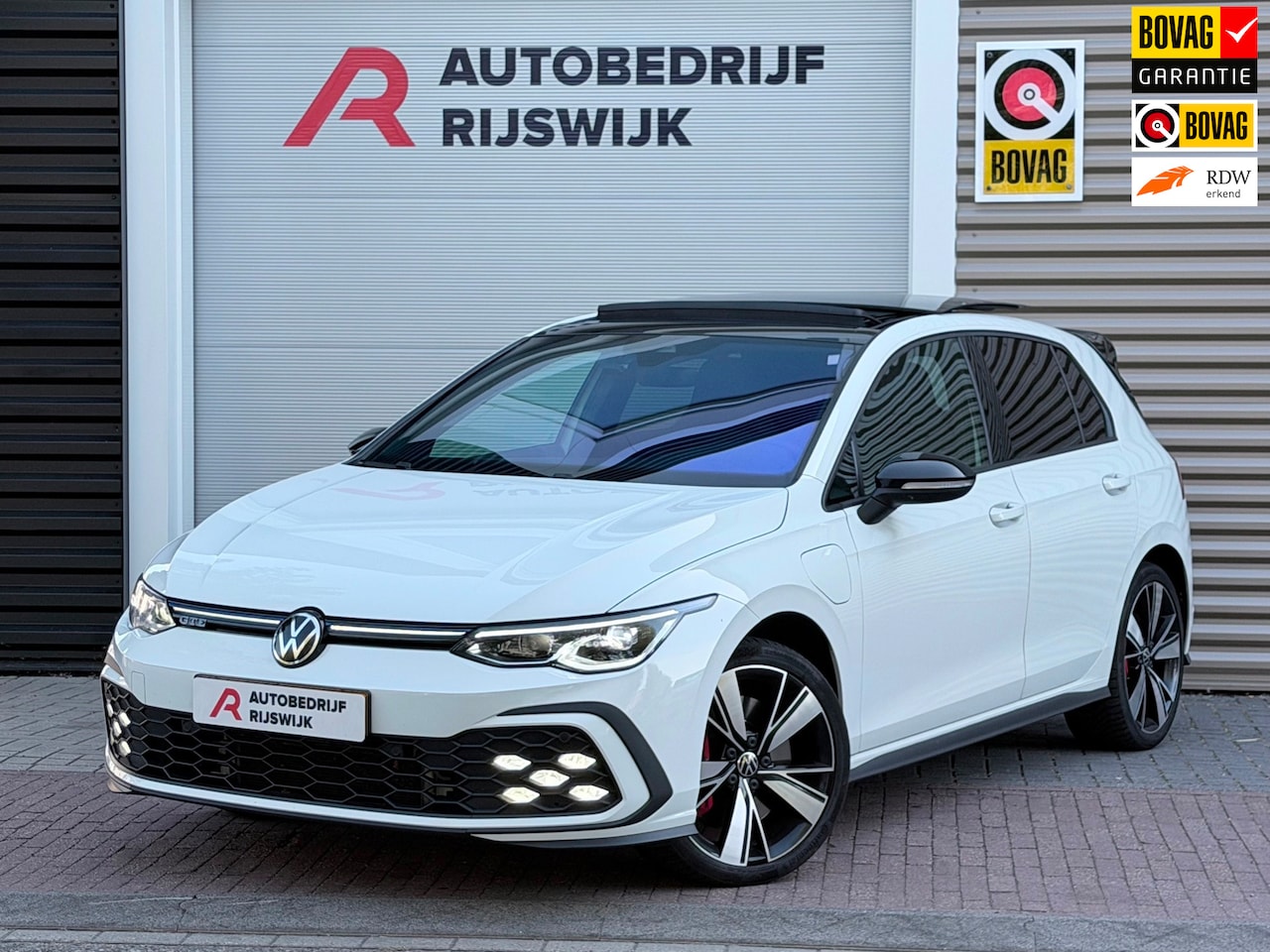 Volkswagen Golf - 1.4 eHybrid GTE Pano/Camera/Blindspot - AutoWereld.nl
