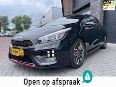 Kia Pro cee'd - 1.6 GT/Pano/Camera/Navi/Stuur verwarring/Cruise-c/Climate-c/Leder-Alcantara/Led