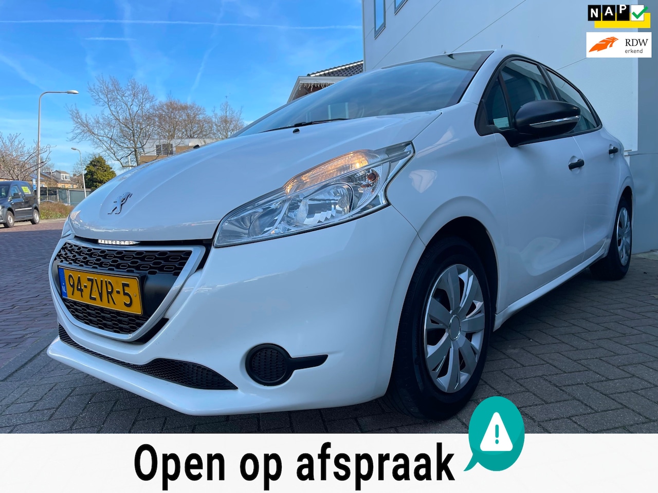 Peugeot 208 - 1.2 VTi Access/Volledig onderhouden/Cruise-c/Elek-pakket/Aux/Bluetooth - AutoWereld.nl