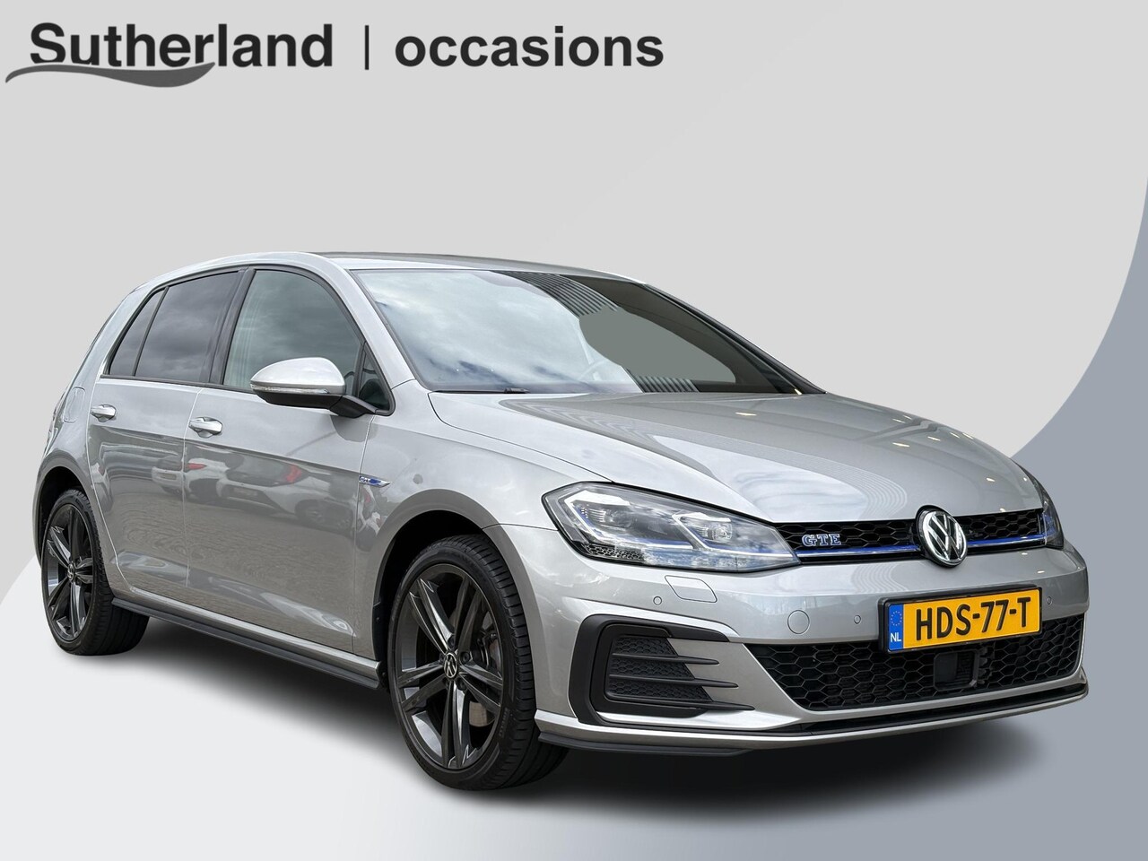 Volkswagen Golf - 1.4 TSI PHEV GTE | Trekhaak | Stoelvervarming | PDC V+A | Adaptive Cruise | Keyless | - AutoWereld.nl
