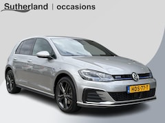 Volkswagen Golf - 1.4 TSI PHEV GTE | Trekhaak | Stoelvervarming | PDC V+A | Adaptive Cruise | Keyless |