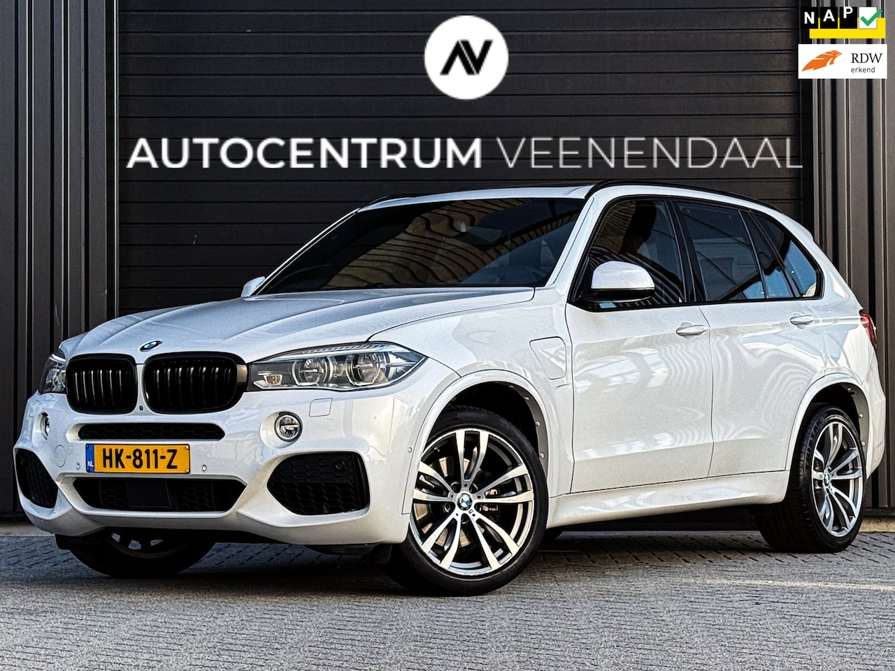 BMW X5 - XDrive40e 3X M-SPORT 313 PK PANO/TREKHAAK/SOFTCLOSE/ACC - AutoWereld.nl