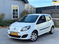Renault Twingo - 1.2 Authentique | Nieuwe APK | Airco | El. Ramen | NAP | Onderhoudshistorie | Rijklaar