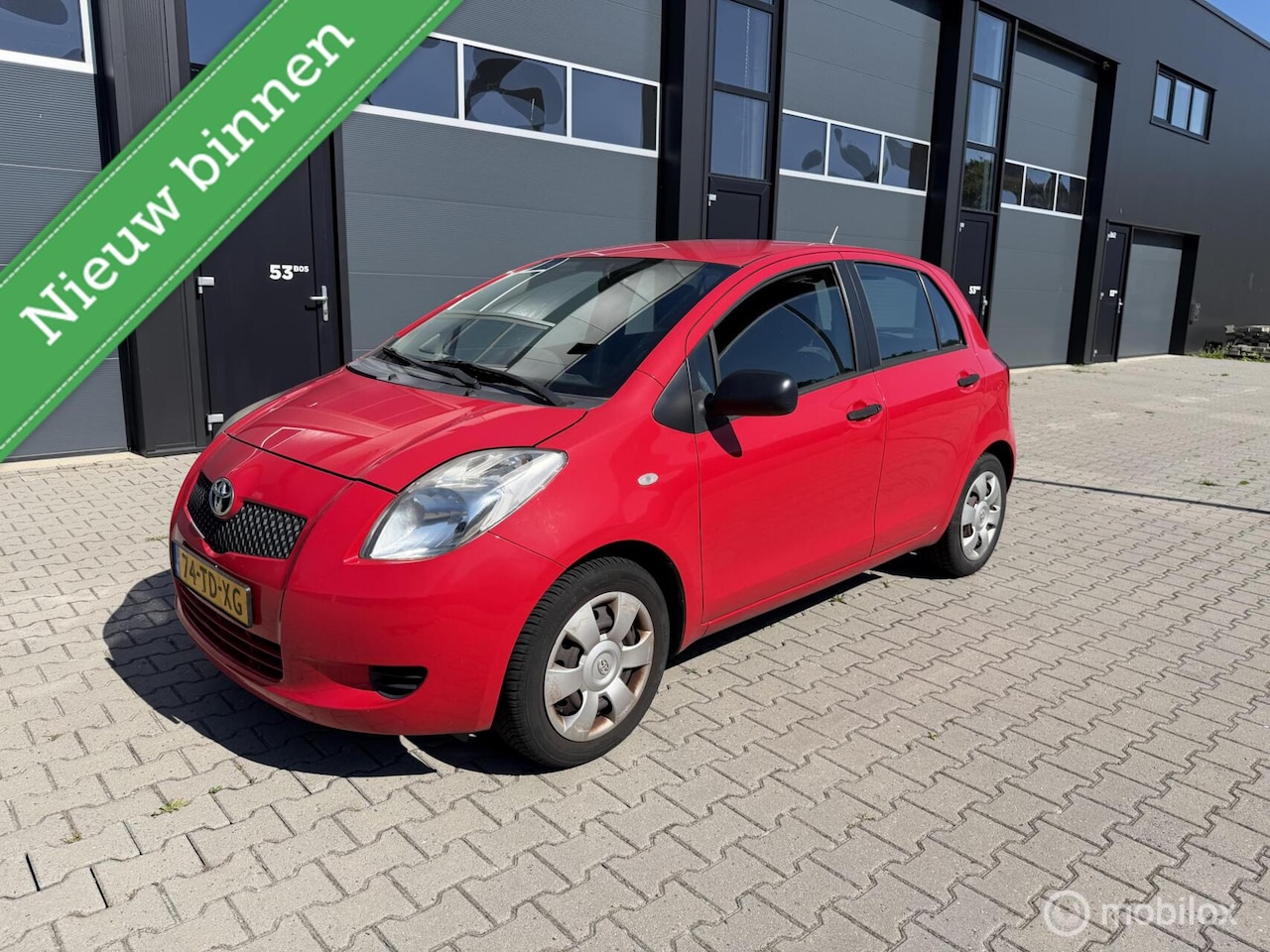 Toyota Yaris - 1.3 VVT-i Terra 1.3 VVTi Terra - AutoWereld.nl