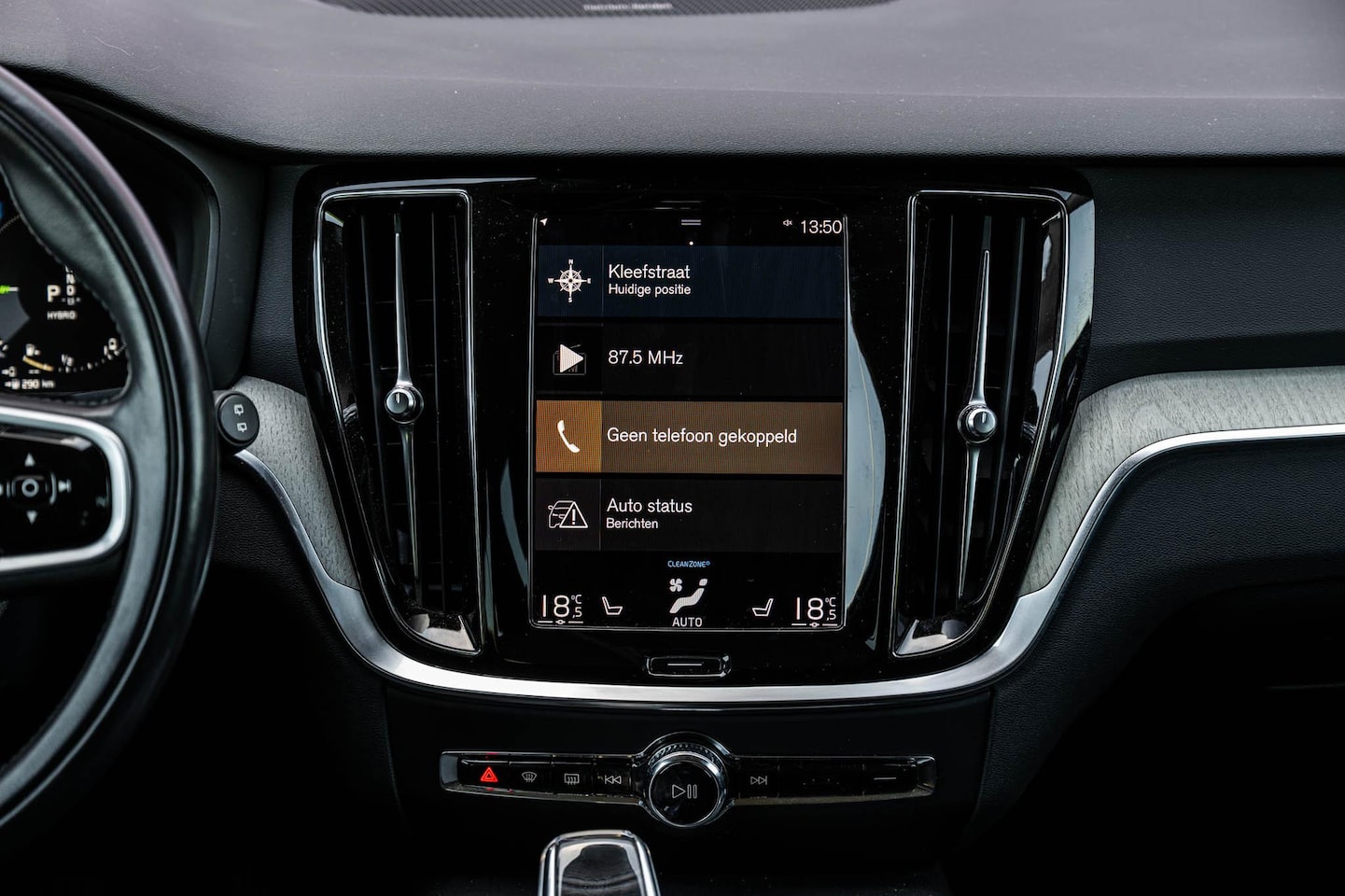 Volvo V60 - 2.0 T6 Recharge AWD Inscription | Long Range | Trekhaak | Harman / Kardon | Memory Seats | - AutoWereld.nl