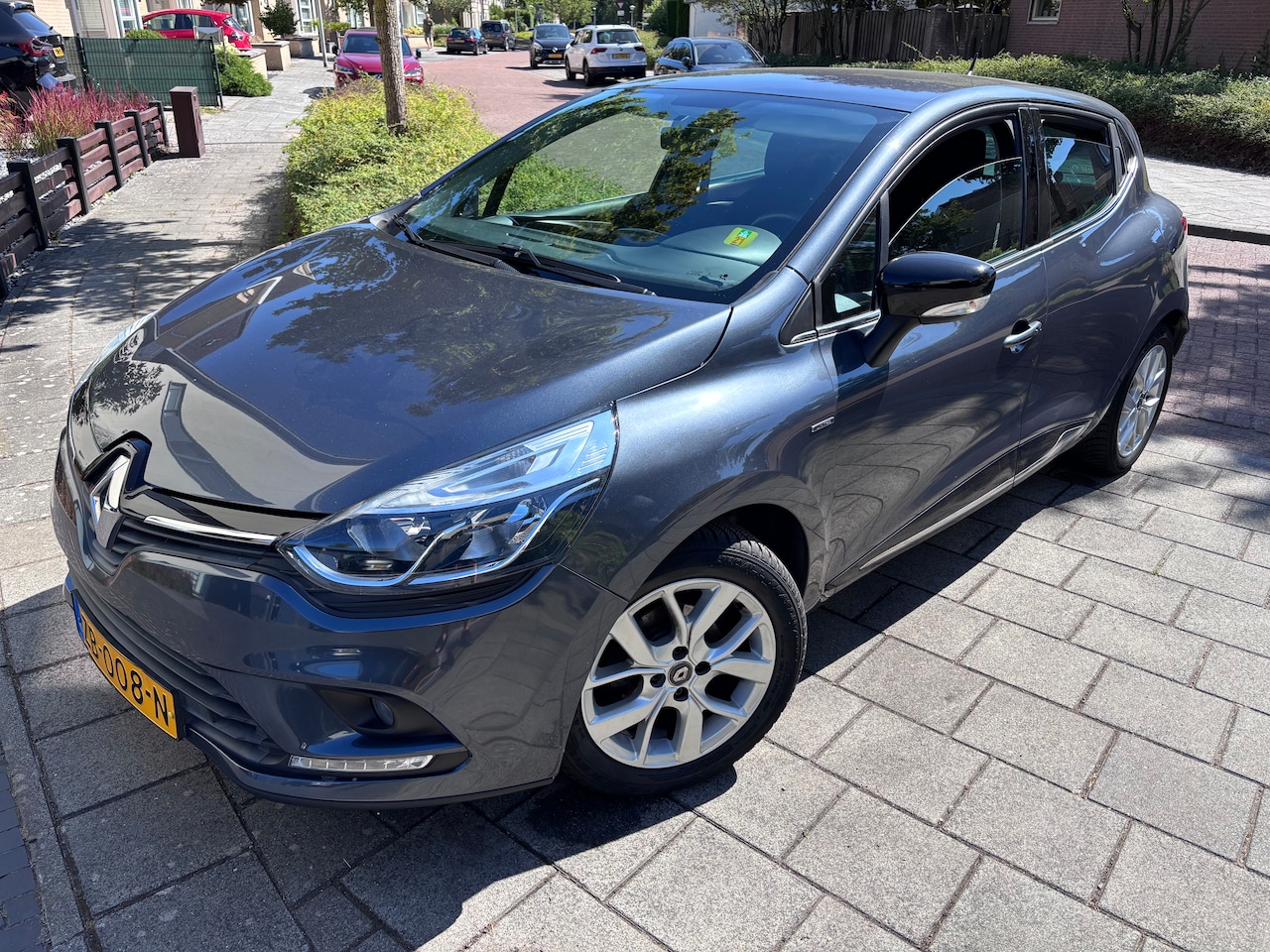Renault Clio - 0.9 TCe Limited - AutoWereld.nl