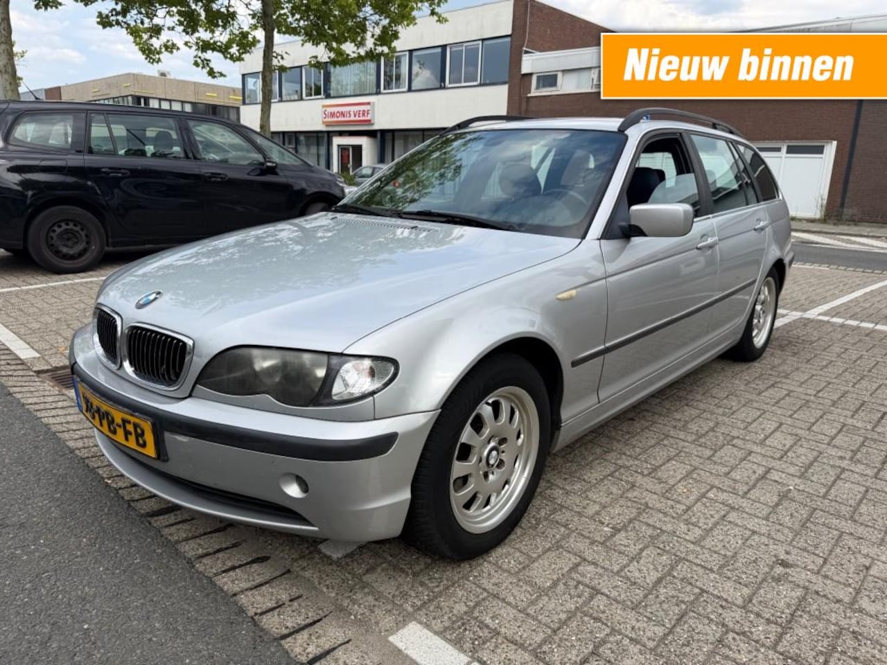 BMW 3-serie - 316i Lifestyle Edition CLIMA NAVI HANDEL EXPORT PRIJS - AutoWereld.nl