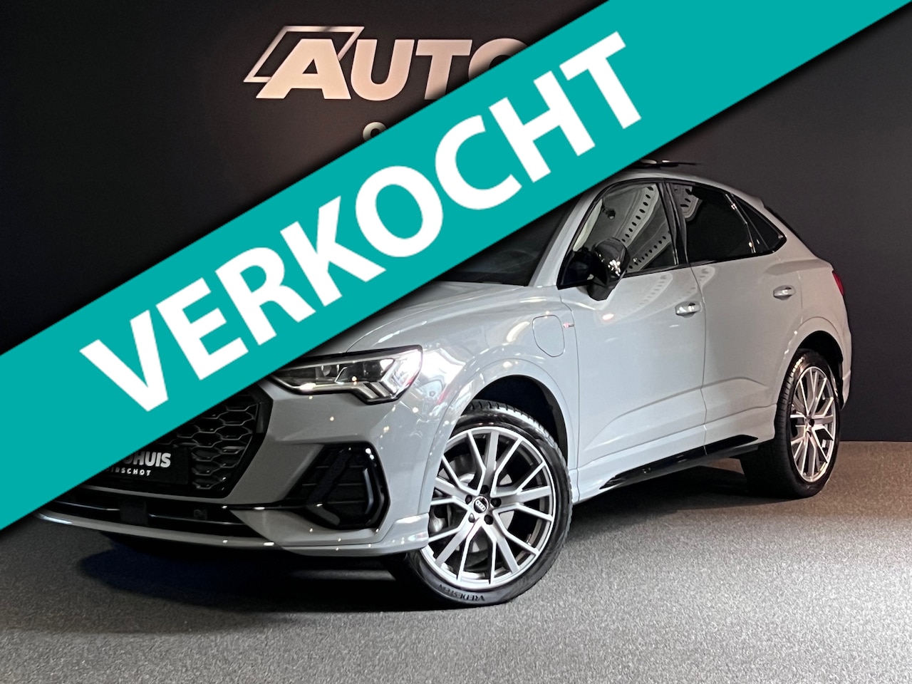 Audi Q3 Sportback - 45 TFSI e S Edition Panorama/ Nardo Grey/ Leder/ 20"/ Automatische stoel/ Sonos/ 360camera - AutoWereld.nl