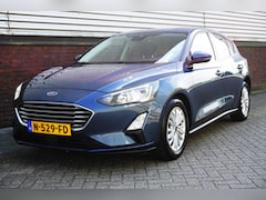 Ford Focus - 1.0 EcoB.125pk Hybrid Titanium X Bus./Comf.stoel/ Trekhaak/Camera