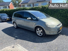 Ford S-Max - 2.0-16V | Autom. Airco | Cruise Control | 7 Persoons | LMV | Elekt. Ramen | Trekhaak | APK