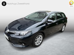 Toyota Auris Touring Sports - 1.2T Aspiration 1e Eigenaar | Cruise Control | Achteruitrijcamera | Climate Control | Slec