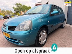 Renault Clio - 1.2-16V Community/Cruise-c/Airco ijskoud/Elek-pakket/Lmv/Trekhaak