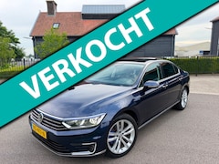 Volkswagen Passat - 1.4 TSI GTE Highline PANORMADAK VIRTUAL-COCKPIT LEER NAVI LED/XENON CAMERA 18'"