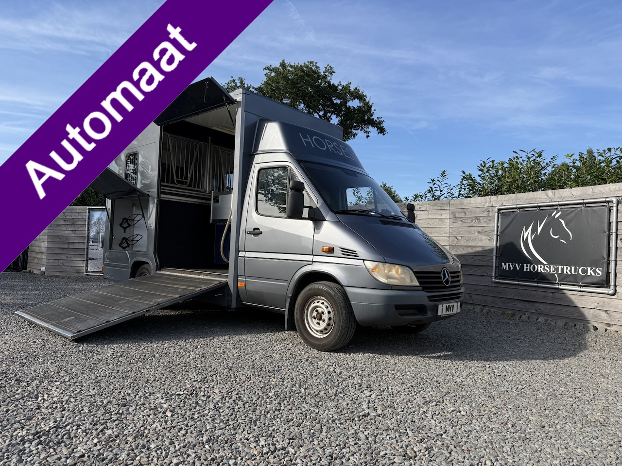 Mercedes-Benz Sprinter - | HORSETRUCK | NUYTS | PRO SAFETY 3XL | 2001 | AUTOMAAT | 141.298KM | 3-SEAT | L2 XL | NO - AutoWereld.nl