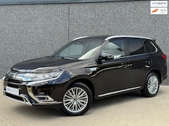 Mitsubishi Outlander - 2.4 PHEV Instyle | Schuifdak | Dodehoek assistent | 360° Camera | Adaptive cruise control