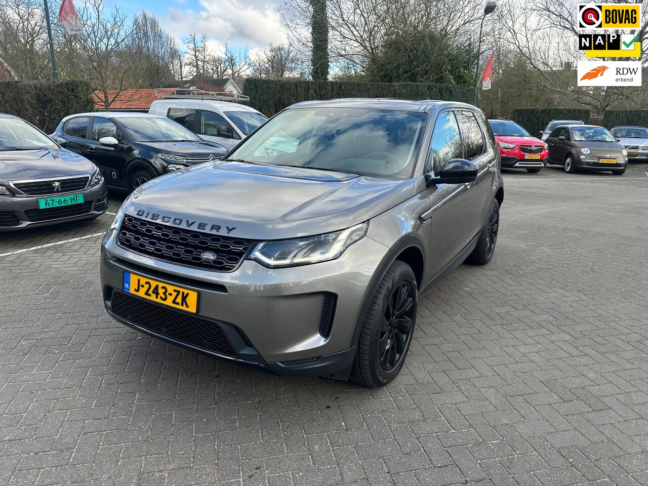 Land Rover Discovery Sport - P300e 1.5 SE parkeersensoren voor en achter + camera navigatie - AutoWereld.nl