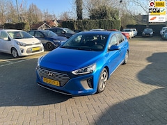 Hyundai IONIQ - 1.6 GDi Comfort , hybride , navigatie , camera 47.000 km NAP
