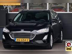 Ford Focus Wagon - 1.0 EcoBoost Titanium Business, stoelverw