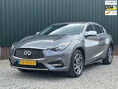 Infiniti Q30 - 1.6t Premium Automaat/Zeer compleet
