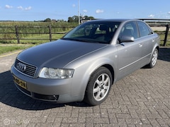 Audi A4 Limousine - 1.6 APK 06-08-'27 DB RIEM 152DKM