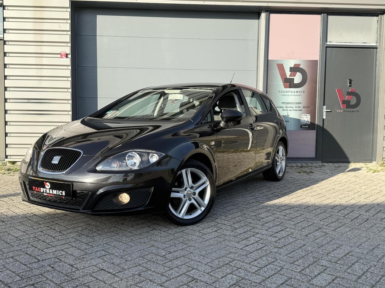 SEAT Leon - 1.4 TSI SPORT CARPLAY STOELVERWARMING CLIMATE - AutoWereld.nl