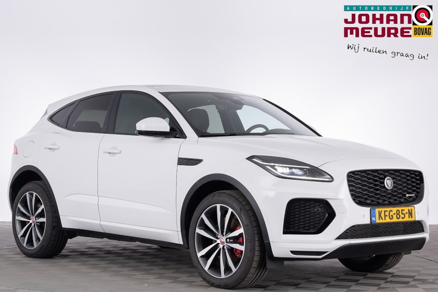 Jaguar E-Pace - 1.5 P300e AWD R-Dynamic SE | LEDER | PANORAMADAK | PHEV - AutoWereld.nl