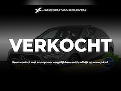 Mercedes-Benz CLA-klasse Shooting Brake - 200 Business Solution AMG Pano Sfeerverlichting Trekhaak Stoelverwarming Widescreen