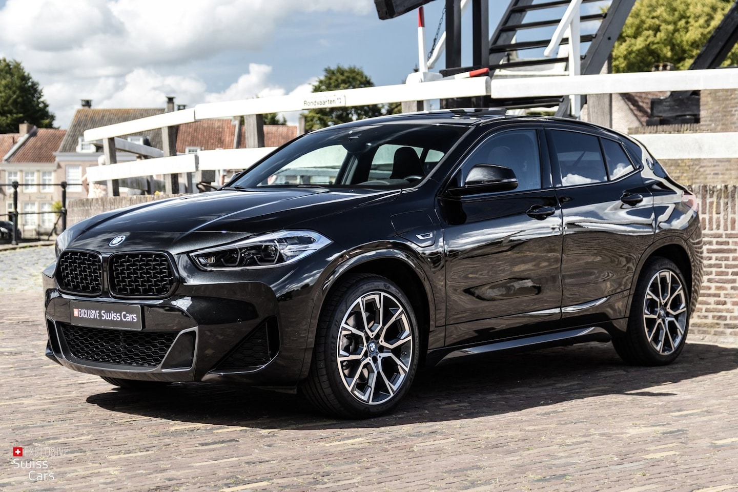 BMW X2 - XDrive25e|Ed. Goldplay|M Sport|Pano|M Sport stoel|Vol leder| - AutoWereld.nl
