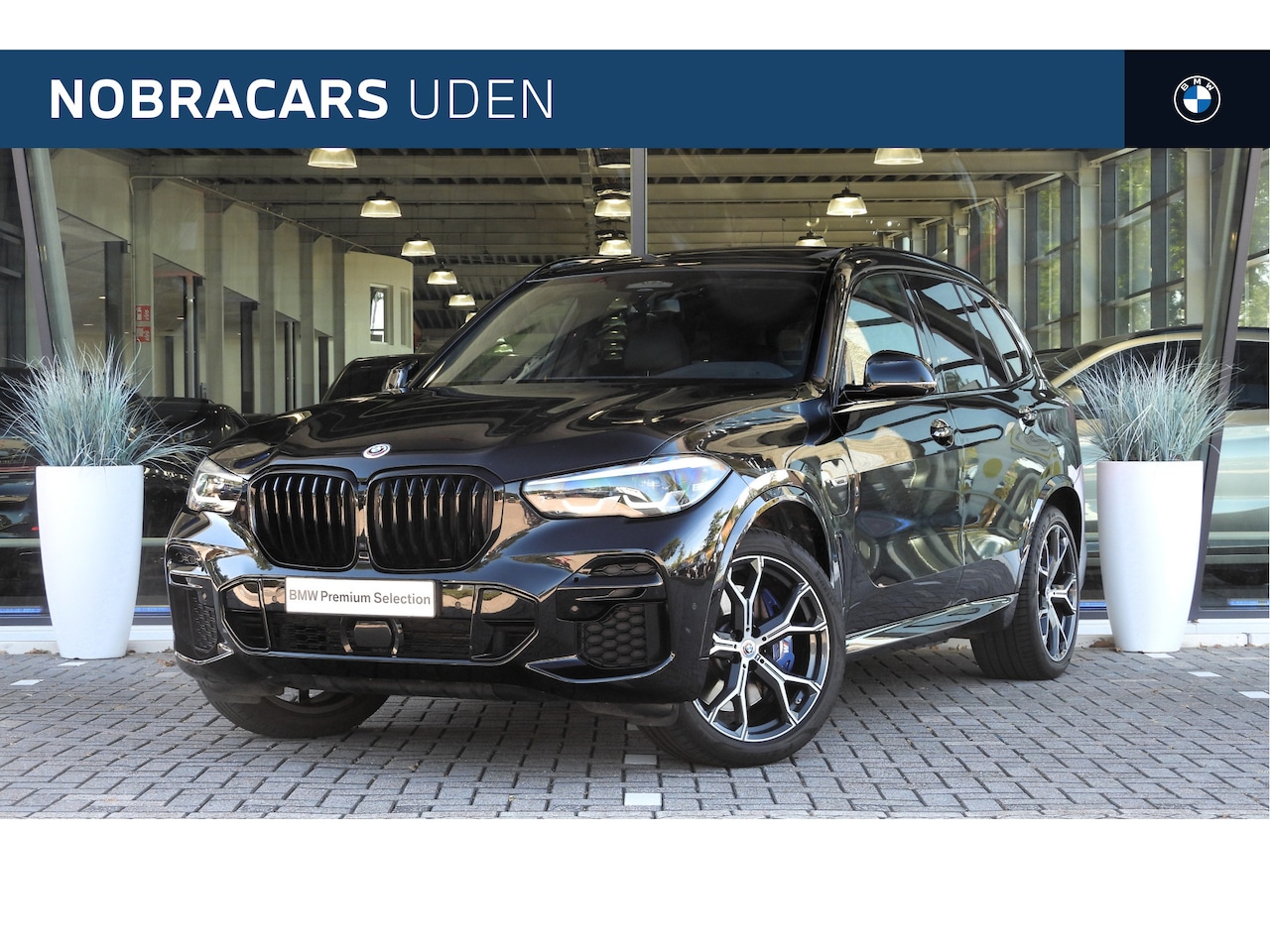 BMW X5 - xDrive45e High Executive M Sport Automaat / Panoramadak / Comfortstoelen / Comfort Access - AutoWereld.nl