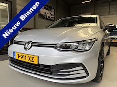 Volkswagen Golf - 1.5 eTSI 19inch, Sfeerverlichting, Led