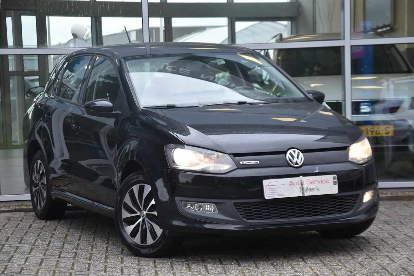 Volkswagen Polo - BlueMotion Edition | Airco | Navi | Cruise | 5-Deurs | NAP - AutoWereld.nl