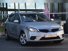 Kia Cee'd Sporty Wagon - 1.4 CVVT | Airco | Trekhaak | Cruise | Bluetooth | NAP | APK