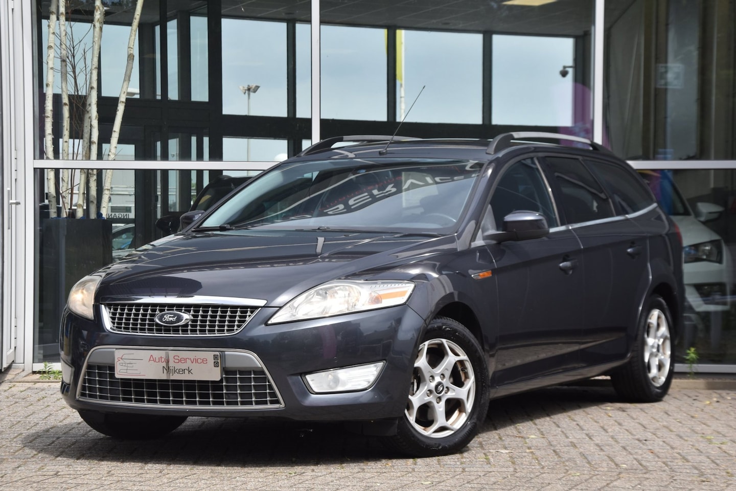 Ford Mondeo Wagon - 2.0-16V Titanium Airco Pdc Nav. Trekhaak Nette Auto - AutoWereld.nl