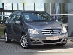 Mercedes-Benz B-klasse - B200 Automaat | Airco | Cruise | Trekhaak | PDC | Stoelverw. | LMV | 2 Sleutels