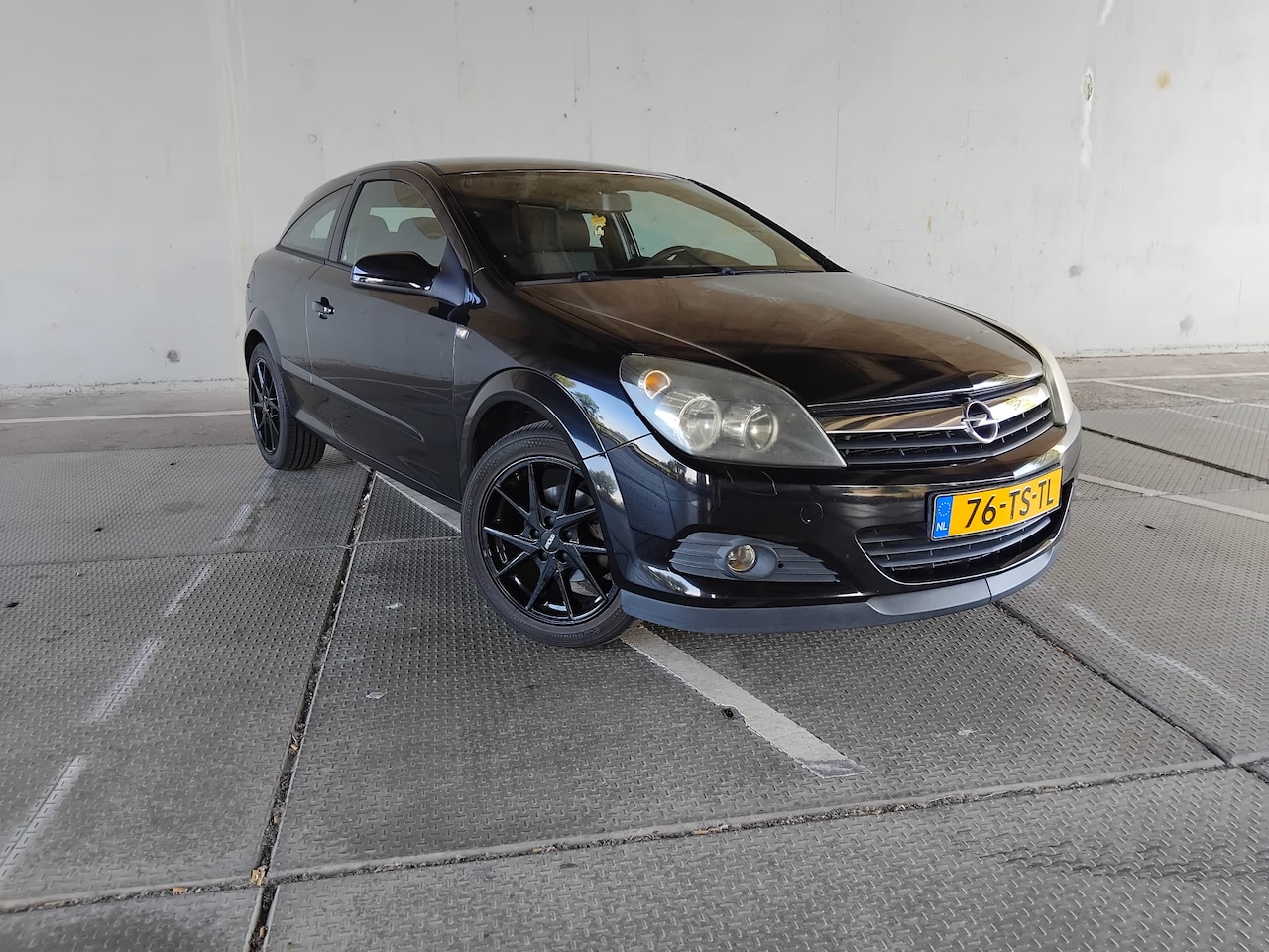 Opel Astra GTC - 1.8 Sport GTC - AutoWereld.nl