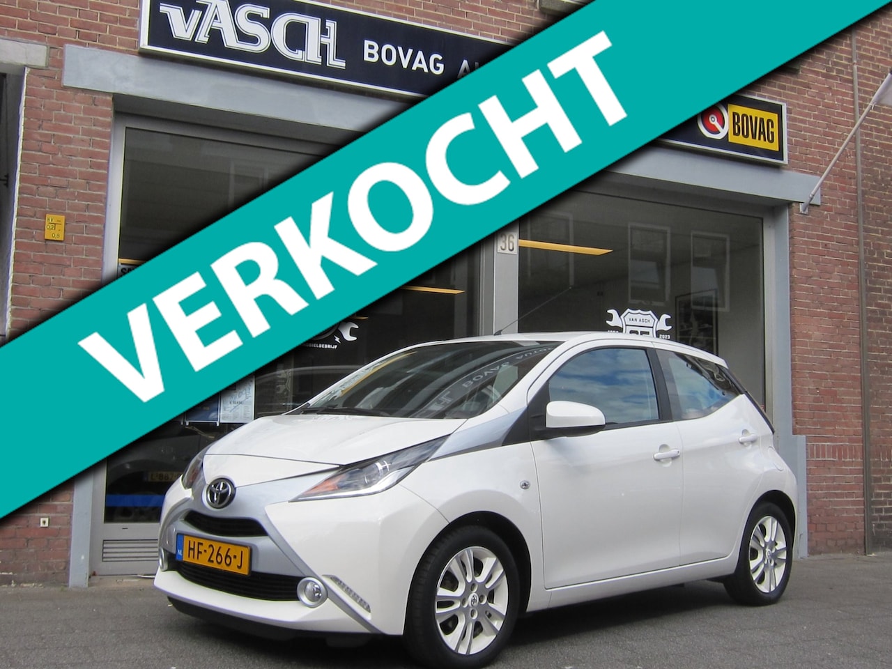 Toyota Aygo - 1.0 VVT-i x-pure All In Prijs Bovaggarantie - AutoWereld.nl