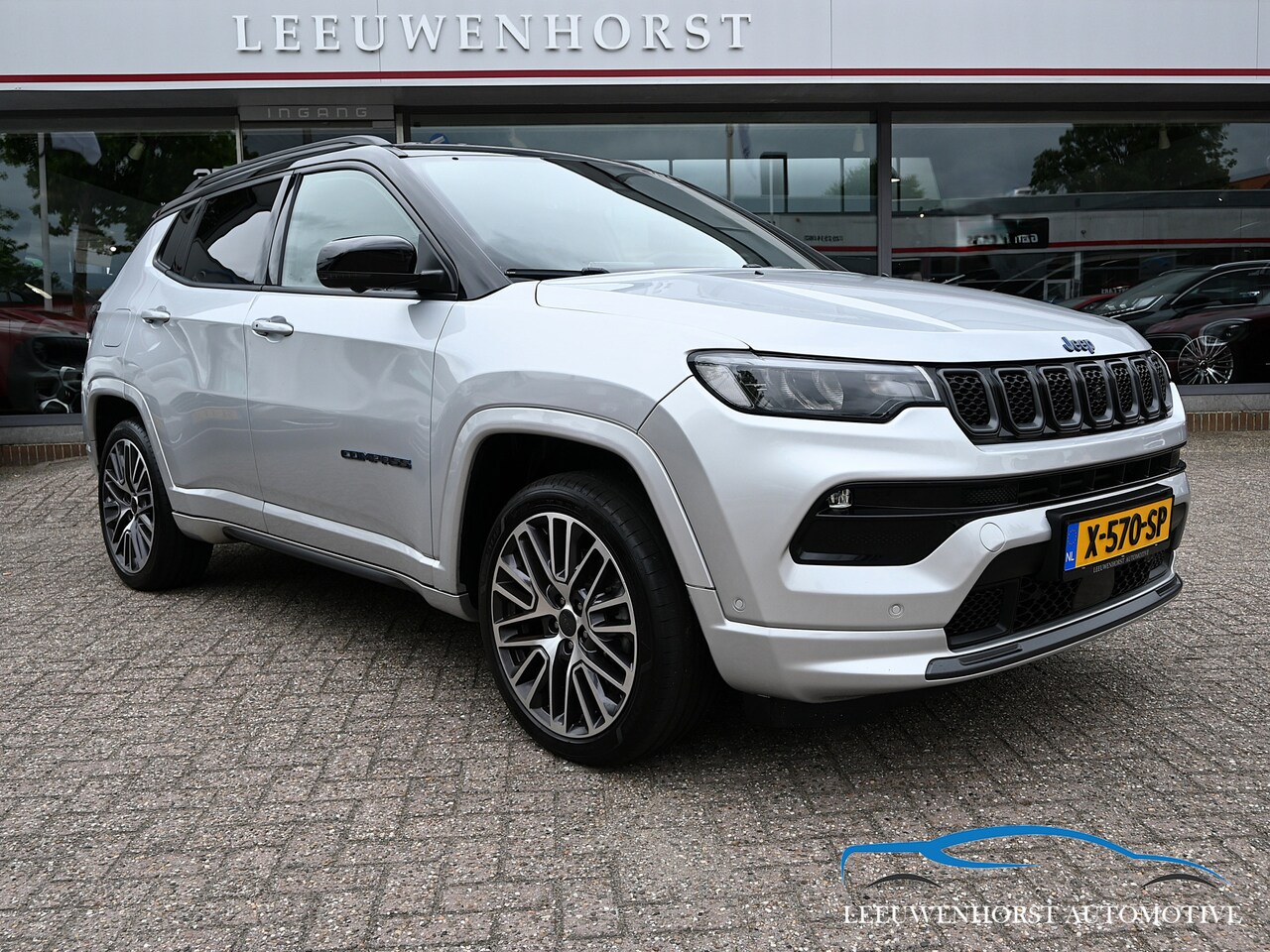 Jeep Compass - 4xe 240 Plug-in Hybrid Electric S 4xe 240 Plug-in Hybrid Electric S, AUTOMAAT, unieke optielijst, facelift model, - AutoWereld.nl